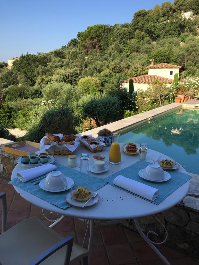 La Bergerie St Antoine Bed & Breakfast Spéracèdes Dış mekan fotoğraf